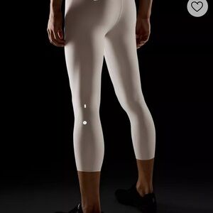 Lululemon Athletica Cream Cropped Leggings